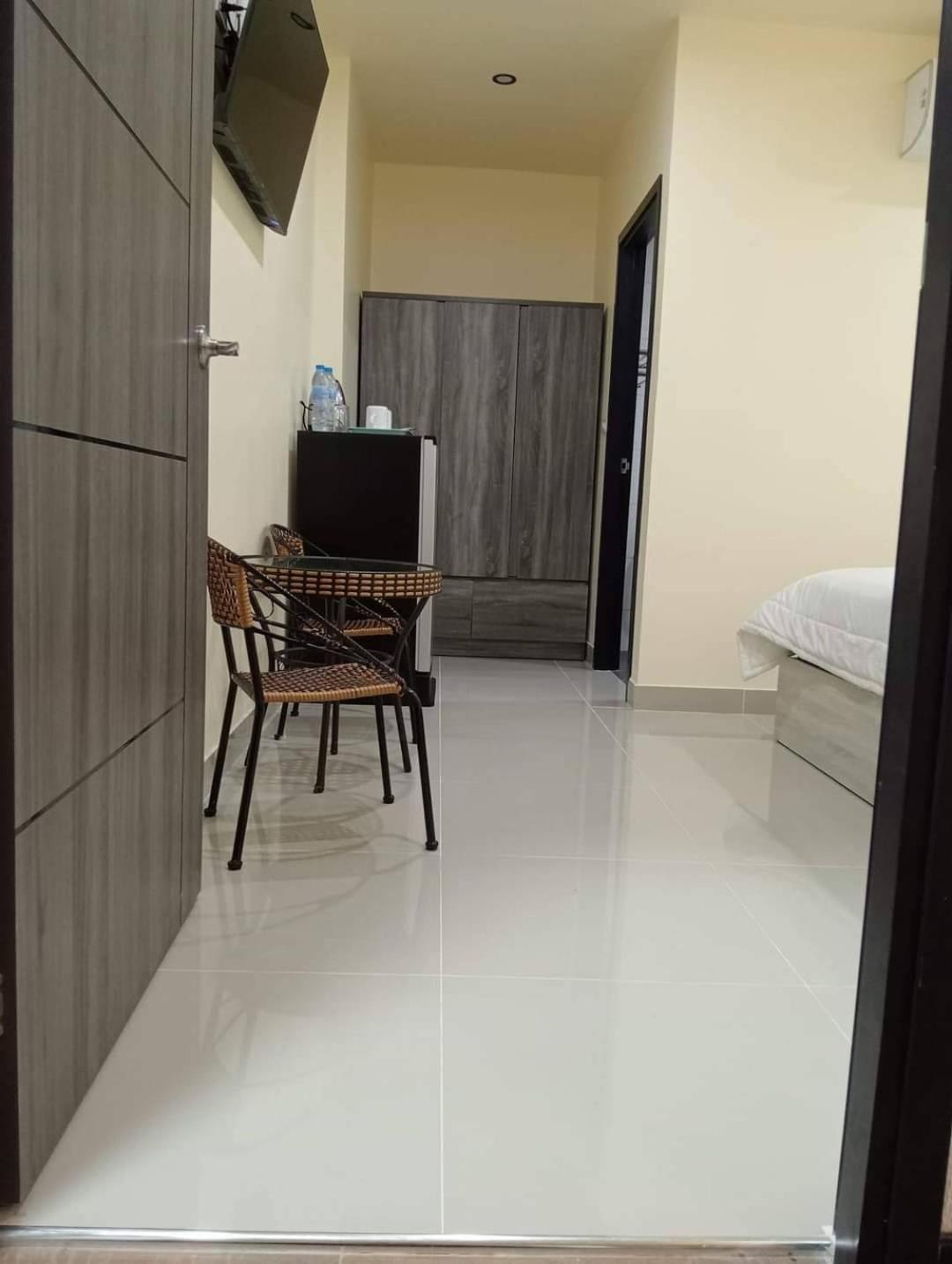 Pasadena Lodge Pattaya Dış mekan fotoğraf
